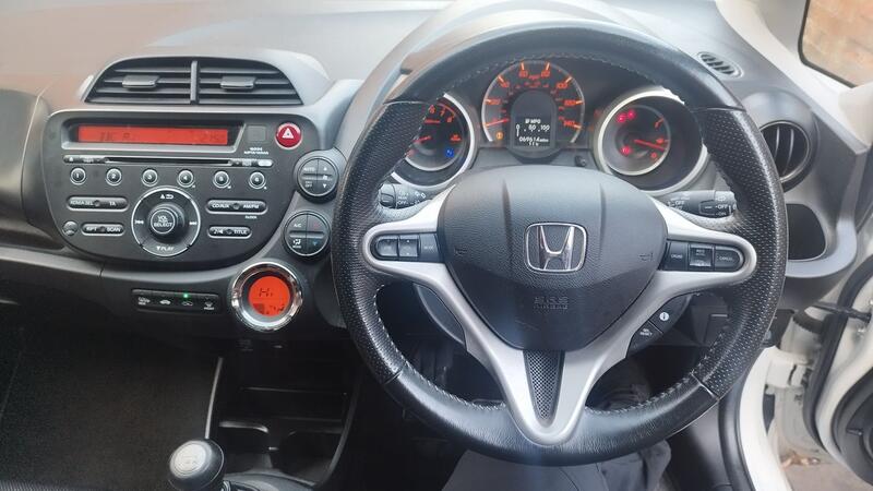 HONDA JAZZ